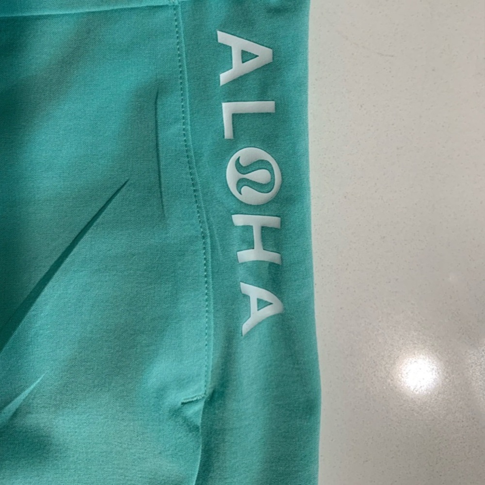 Lululemon Aloha Shorts - Picture 3 of 3